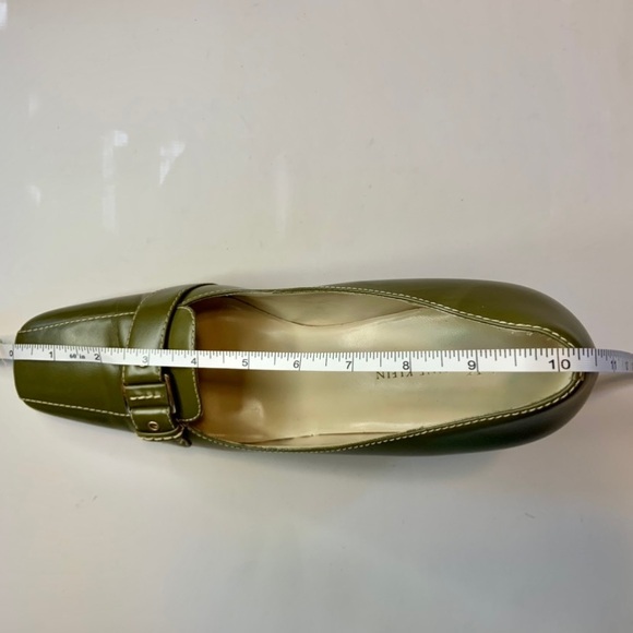 Anne Klein Maworkout Green Leather Wooden Heels Size 8M - Picture 13 of 16